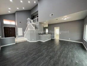 16642 War Cloud Dr in Moreno Valley, CA - Building Photo - Building Photo