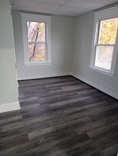 1 Walnut St in Manchester, CT - Foto de edificio - Building Photo