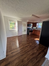 4408 Cane Run Rd in Louisville, KY - Building Photo - Building Photo