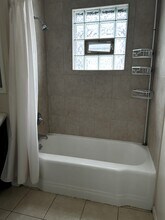 1742 W Cullerton St, Unit 2 in Chicago, IL - Foto de edificio - Building Photo