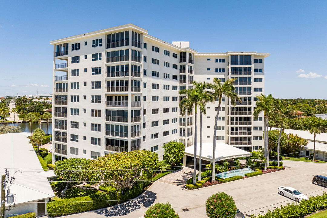 Bar Harbour in Delray Beach, FL - Building Photo