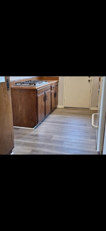 122 W Cliffwood Ave in Anaheim, CA - Foto de edificio - Building Photo