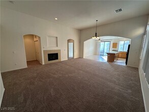 9109 Fusion Dr in Las Vegas, NV - Building Photo - Building Photo