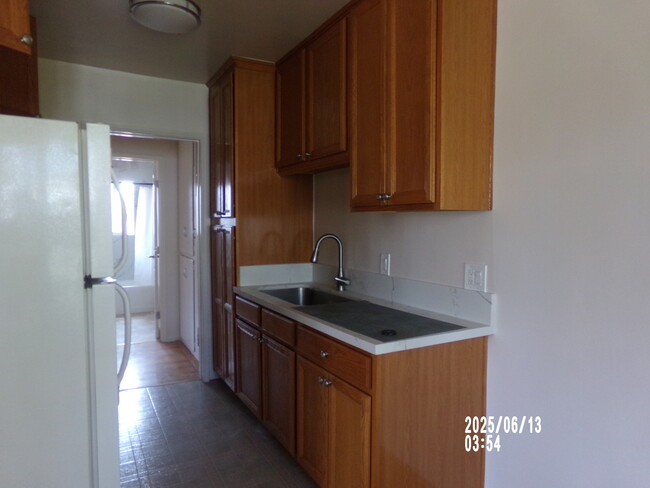 11618 Riverside Dr in North Hollywood, CA - Foto de edificio - Building Photo