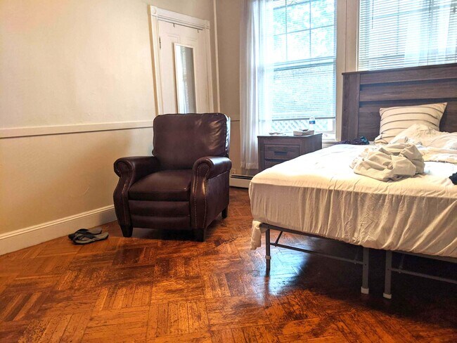 42 Putnam Ave, Unit 6 in Cambridge, MA - Building Photo - Building Photo