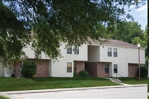 Gate Manor Apartments in Clinton, TN - Building Photo - Building Photo