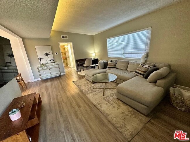 2521 Abbot Kinney Blvd in Los Angeles, CA - Building Photo - Building Photo