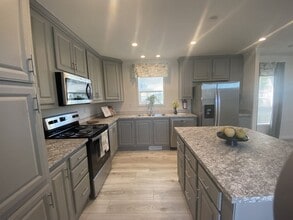 49 Woodchuck Pkwy in Manchester Township, NJ - Building Photo - Building Photo
