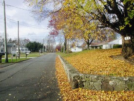 23 Fairlawn Ave in Danbury, CT - Building Photo - Building Photo