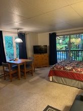 5712 Shanty Creek Rd in Bellaire, MI - Building Photo - Building Photo