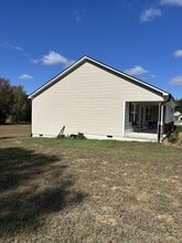 49 Hydrangea Ln in Benson, NC - Building Photo - Building Photo