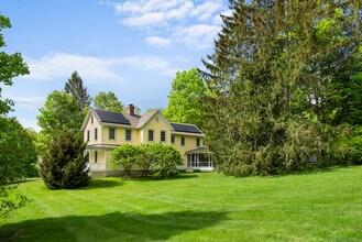 87 Cathole Rd in Litchfield, CT - Building Photo - Building Photo