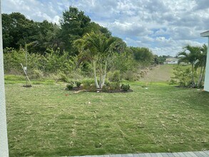 5228 Wishing Arch Dr in Apollo Beach, FL - Building Photo - Building Photo