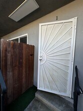 11330 Ohio Ave in Los Angeles, CA - Building Photo - Interior Photo