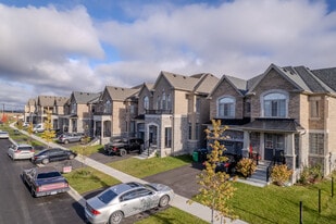 Mayfield Collection in Brampton, ON - Building Photo