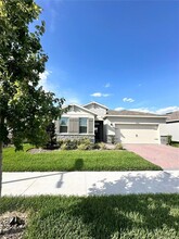 17795 Blazing Star Cir, Unit 329 in Clermont, FL - Building Photo - Building Photo