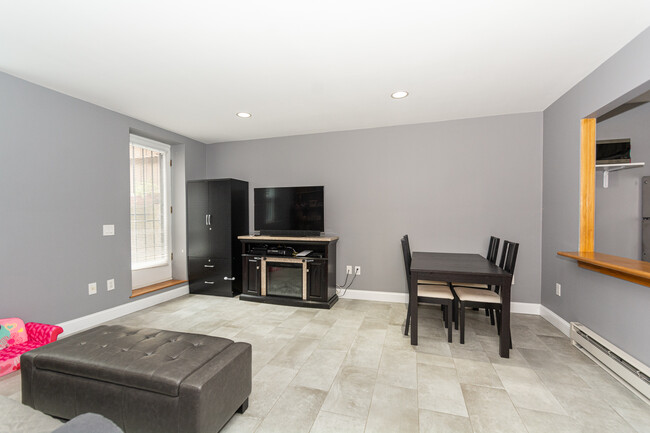 78 W Concord St, Unit 78 in Boston, MA - Building Photo - Building Photo