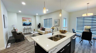 63 Glenella Gdns in Winnipeg, MB - Building Photo - Building Photo