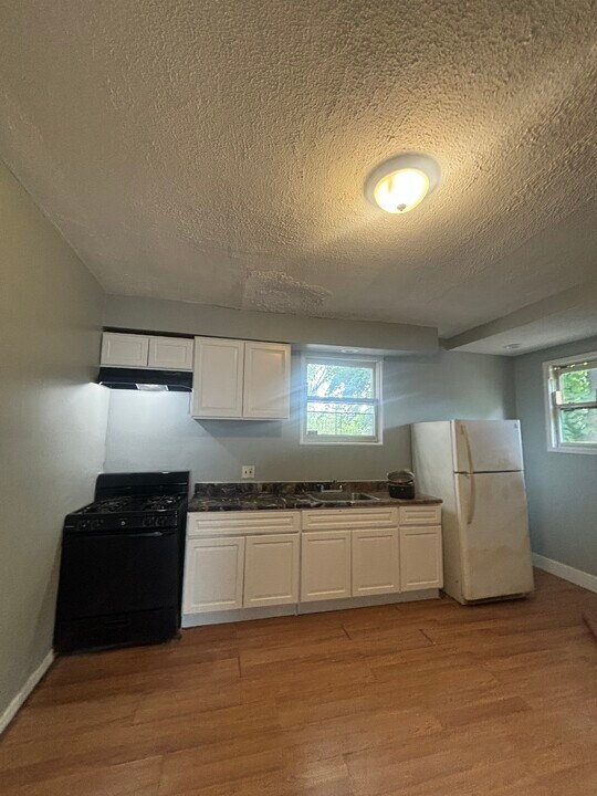 152 Shephard Ave, Unit 1 in Newark, NJ - Building Photo