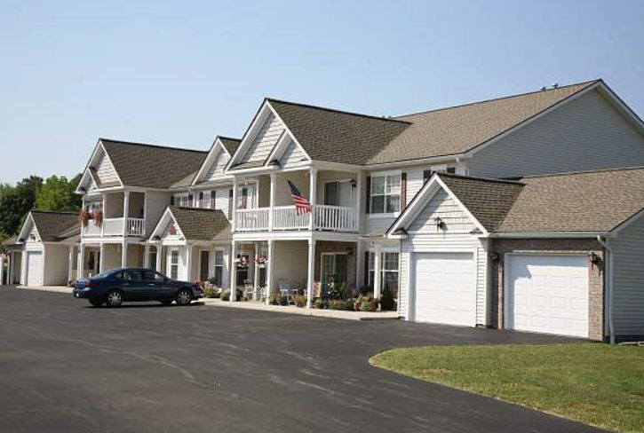 Bay Pines Apartments in Webster, NY - Building Photo