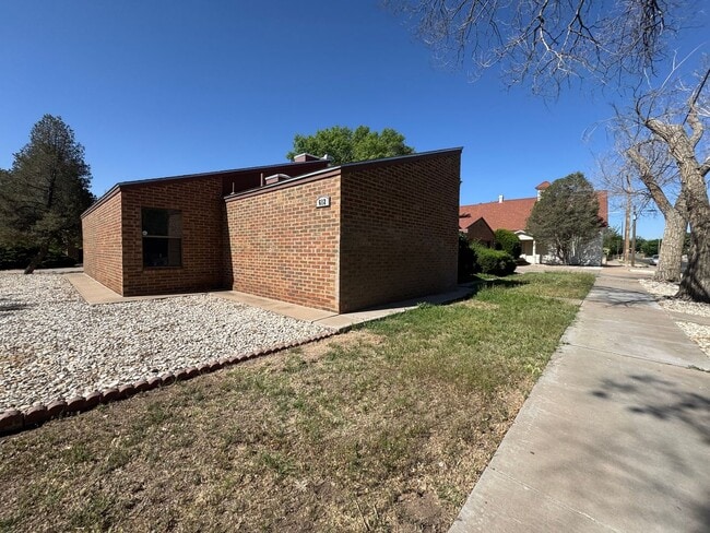 612 N Lea Ave in Roswell, NM - Building Photo - Building Photo