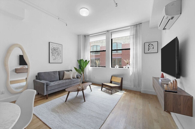 property at 517 W 45th St