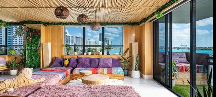 1500 Bay Rd, Unit # 538S in Miami Beach, FL - Building Photo - Building Photo