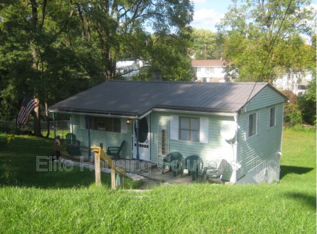 860 Church St in Wytheville, VA - Building Photo - Building Photo