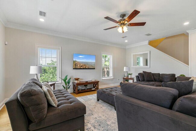 8008 Belle Fontaine Dr in Ocean Springs, MS - Building Photo - Building Photo