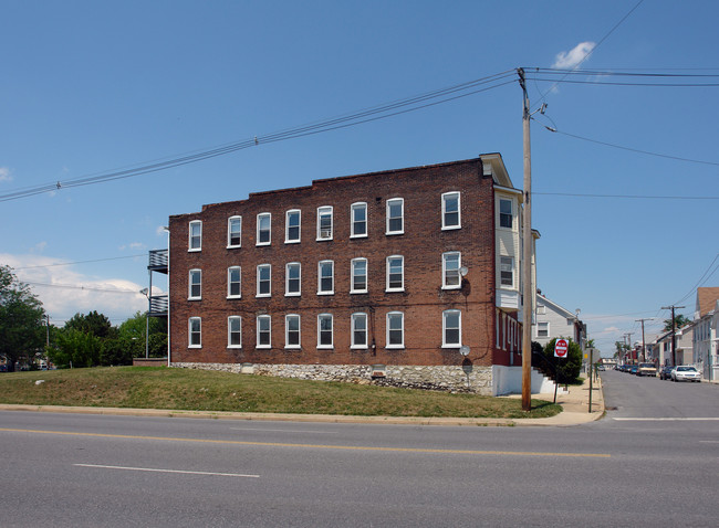 111 Elizabeth St in Hagerstown, MD - Building Photo - Building Photo