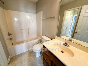 363 S Moore St in Clayton, NC - Building Photo - Building Photo