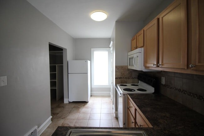 property at 948 Park St SW