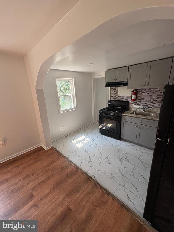 property at 2411 Wayne Ave