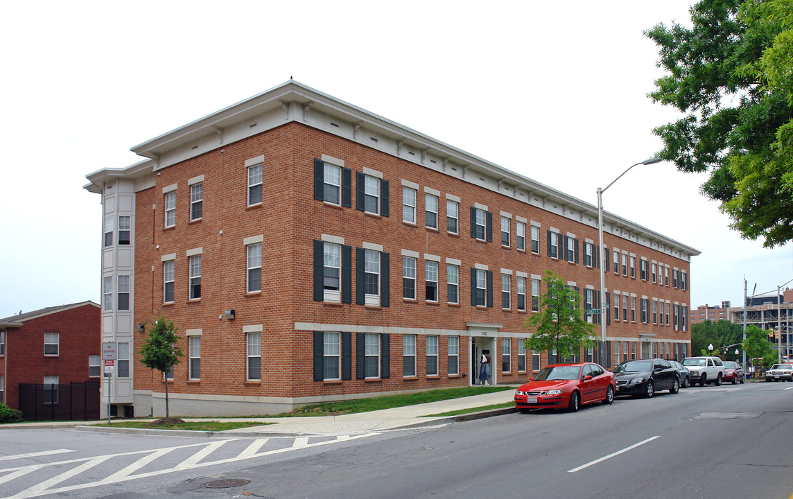 Broadway Homes in Baltimore, MD - Building Photo