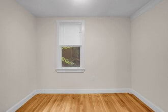 29-33 Highland Ave in Fitchburg, MA - Foto de edificio - Building Photo