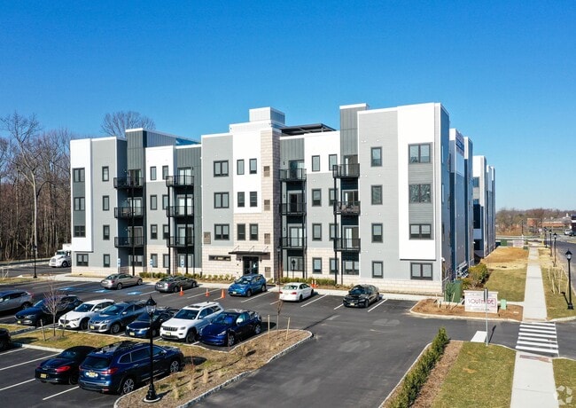 Southside Lofts at Town Center in Robbinsville, NJ - Building Photo - Building Photo