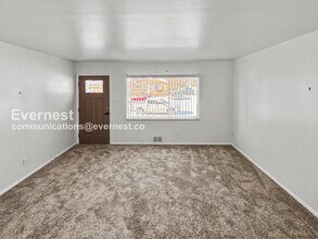 6822 Moore St in Arvada, CO - Building Photo - Building Photo