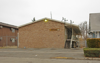 Imperial Apartments in Yakima, WA - Building Photo - Building Photo