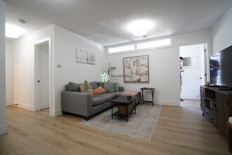 741 E 6th St in Boston, MA - Building Photo - Building Photo