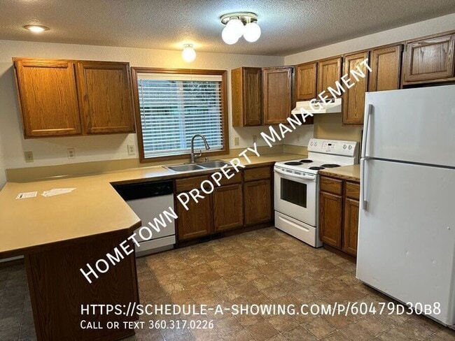 8526 Oxford Ave SE in Olympia, WA - Building Photo - Building Photo