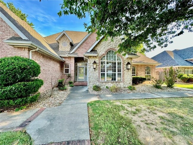 4619 W Knoll View Way in Rogers, AR - Building Photo - Building Photo