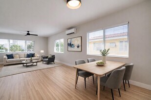 2922 S Le Jeune Rd in Coral Gables, FL - Building Photo