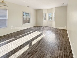 930 Sheldon Ave SE in Grand Rapids, MI - Building Photo - Building Photo