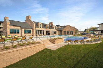 The Salado at Red Berry in San Antonio, TX - Building Photo - Building Photo