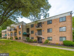 1575 W Street Rd in Warminster, PA - Building Photo - Building Photo
