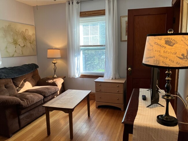 52 Mudge St in Lynn, MA - Building Photo - Building Photo