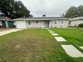 1340 Keeney Way in Sacramento, CA - Building Photo - Building Photo