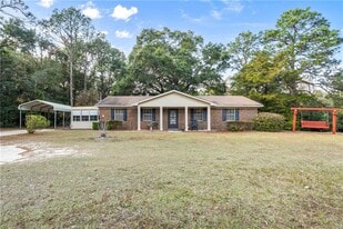 4469 Blackwell Nursery Rd in Semmes, AL - Building Photo