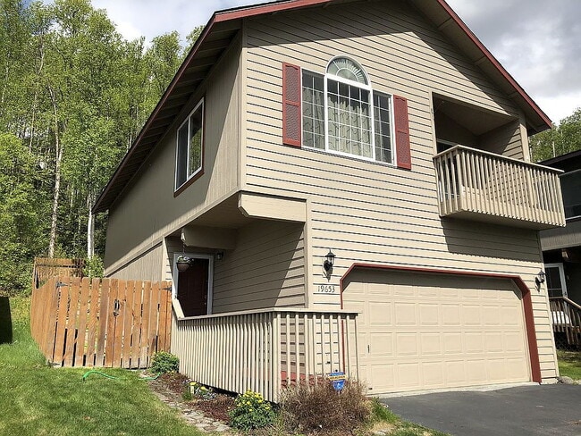 property at 19653 Highland Ridge Dr