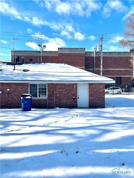 3015 N Erie St, Unit Back in Toledo, OH - Building Photo